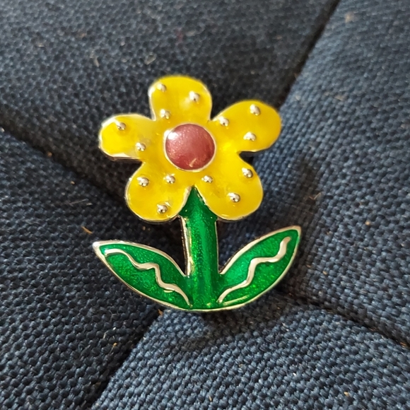 Yellow Flower Pin Pendent - Picture 2 of 4
